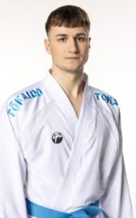 الكوميتيه المعاد تدويره، الكاراتيه، توكايدو (WKF)، سترتان + بنطال واحد - Image 4